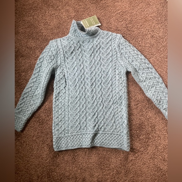Aran Crafts Super Soft Merino Wool Sweater NWT - Picture 1 of 8